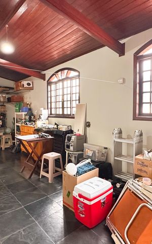 Casa à venda com 250m², 4 quartos e 2 vagas Casa à venda com 250m², 4 quartos e 2 vagasSuíte 3