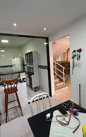 Casa à venda com 200m², 4 quartos e 3 vagasCopa