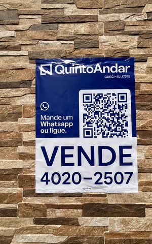 Casa à venda com 200m², 4 quartos e 3 vagasVQYR-76