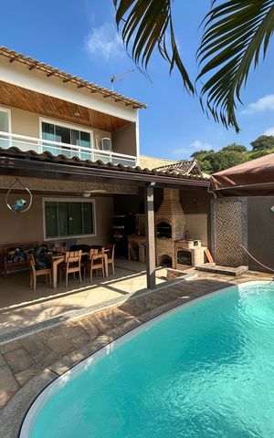 Casa à venda com 200m², 4 quartos e 3 vagasPiscina