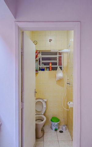Casa à venda com 150m², 4 quartos e 2 vagas Casa à venda com 150m², 4 quartos e 2 vagasBanheiro 2
