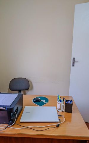 Casa à venda com 150m², 4 quartos e 2 vagas Casa à venda com 150m², 4 quartos e 2 vagasQuarto