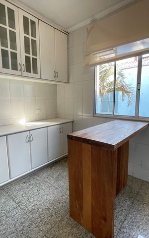 Casa para alugar com 112m², 3 quartos e 2 vagas Casa para alugar com 112m², 3 quartos e 2 vagasCozinha