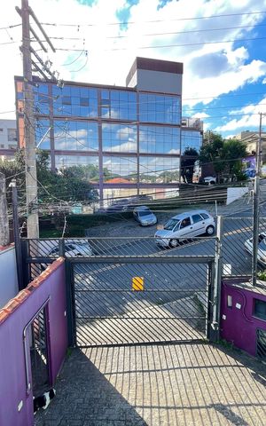 Casa para alugar com 112m², 3 quartos e 2 vagas Casa para alugar com 112m², 3 quartos e 2 vagasVista do Quarto 3