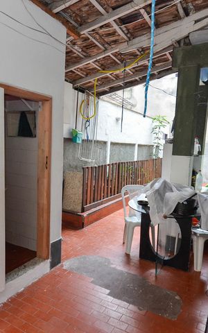 Casa para alugar com 300m², 4 quartos e 1 vaga Casa para alugar com 300m², 4 quartos e 1 vagaÁrea de Serviço