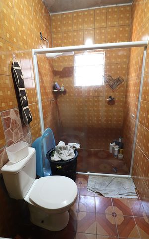 Casa à venda com 253m², 3 quartos e 2 vagasBanheiro Social