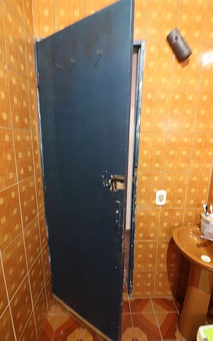 Casa à venda com 253m², 3 quartos e 2 vagasBanheiro Social
