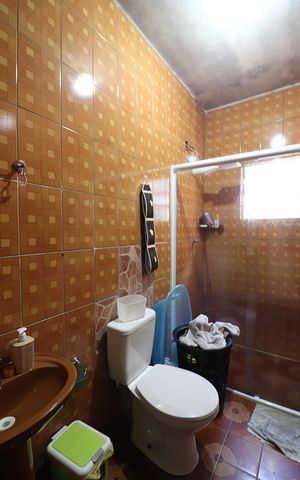 Casa à venda com 253m², 3 quartos e 2 vagasBanheiro Social