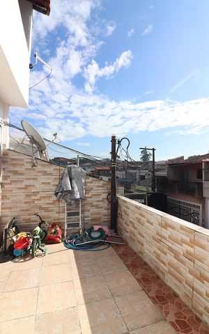 Casa à venda com 253m², 3 quartos e 2 vagasVaranda