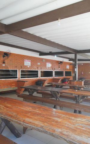 Apartamento para alugar com 70m², 2 quartos e sem vagaÁrea comum - Churrasqueira