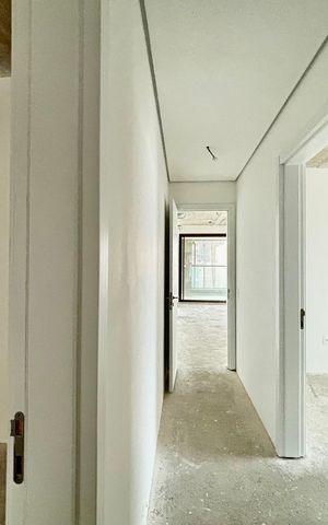 Apartamento à venda com 145m², 3 quartos e 2 vagas Apartamento à venda com 145m², 3 quartos e 2 vagasCorredor