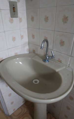 Casa à venda com 215m², 2 quartos e 1 vagaBanheiro de Cima