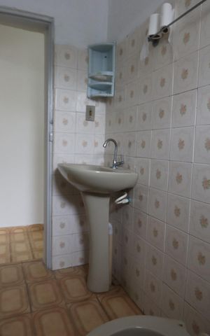 Casa à venda com 215m², 2 quartos e 1 vagaBanheiro de Cima