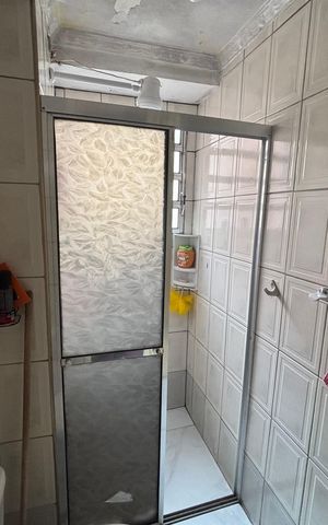 Apartamento à venda com 49m², 2 quartos e 1 vaga Apartamento à venda com 49m², 2 quartos e 1 vagaBanheiro