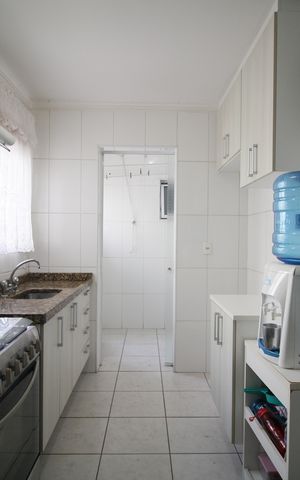 Apartamento à venda com 87m², 3 quartos e 2 vagasCozinha