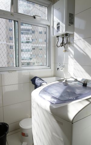 Apartamento à venda com 83m², 3 quartos e 1 vagaÁrea de serviço