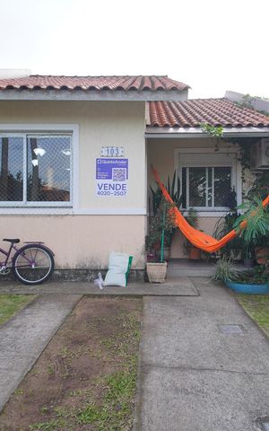 Casa de condomínio à venda com 55m², 3 quartos e 2 vagasFachada