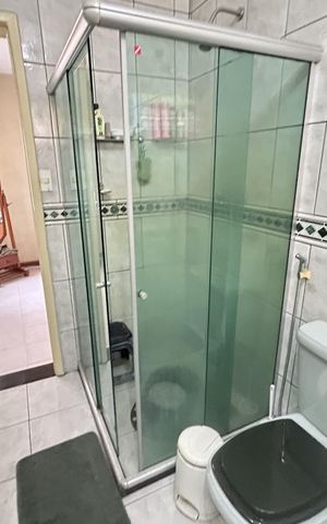 Casa à venda com 341m², 6 quartos e 2 vagasBanheiro da Suíte