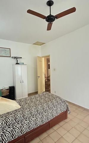 Casa à venda com 341m², 6 quartos e 2 vagasQuarto 2