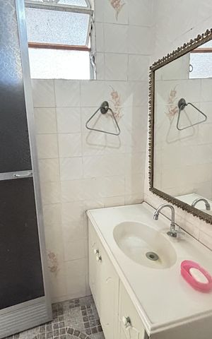 Casa à venda com 341m², 6 quartos e 2 vagasLavabo