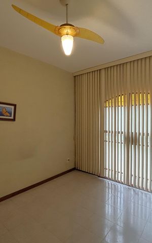 Casa à venda com 341m², 6 quartos e 2 vagasQuarto 1