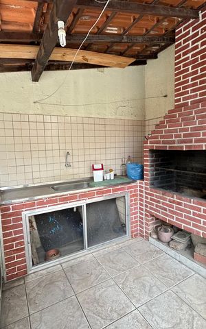 Casa à venda com 341m², 6 quartos e 2 vagasChurrasqueira