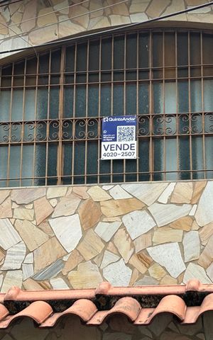 Casa à venda com 341m², 6 quartos e 2 vagasFachada + placa