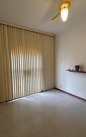 Casa à venda com 341m², 6 quartos e 2 vagasQuarto 1
