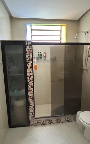 Casa à venda com 341m², 6 quartos e 2 vagasBanheiro Social