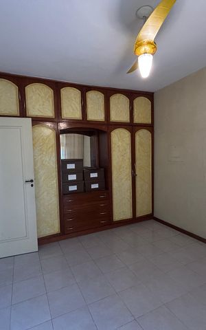 Casa à venda com 341m², 6 quartos e 2 vagasQuarto 1