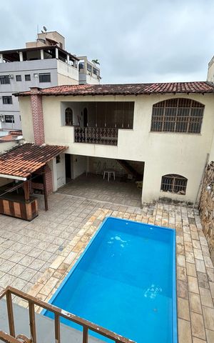 Casa à venda com 341m², 6 quartos e 2 vagasVista da Suíte