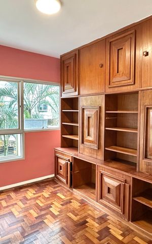 Apartamento à venda com 160m², 4 quartos e 2 vagas