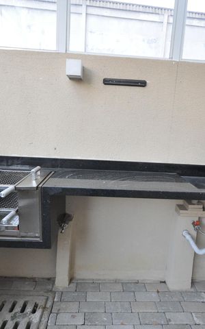 Apartamento à venda com 43m², 2 quartos e sem vagaÁrea privativa - Churrasqueira