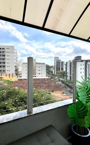 Apartamento à venda com 130m², 3 quartos e 1 vaga Apartamento à venda com 130m², 3 quartos e 1 vagaVista da Sacada