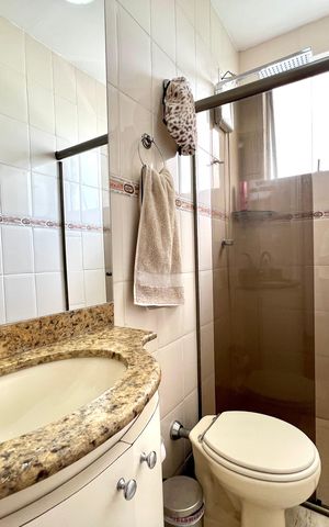 Apartamento à venda com 130m², 3 quartos e 1 vaga Apartamento à venda com 130m², 3 quartos e 1 vagaBanheiro da Suíte