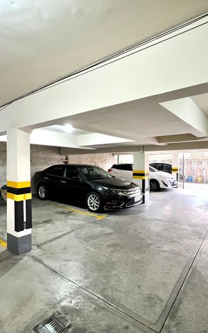 Apartamento à venda com 130m², 3 quartos e 1 vaga Apartamento à venda com 130m², 3 quartos e 1 vagaGaragem
