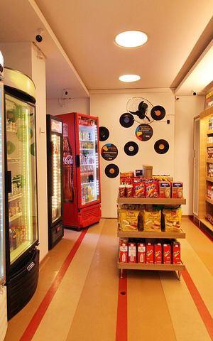 Apartamento à venda com 70m², 2 quartos e 1 vagaÁrea comum - Mini Mercado