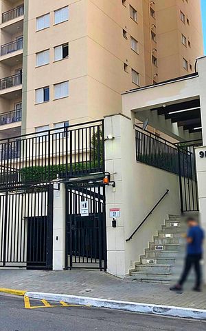 Apartamento à venda com 70m², 2 quartos e 1 vagaFachada