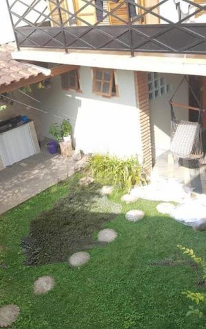 Casa à venda com 300m², 3 quartos e 3 vagas