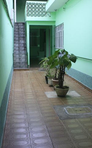 Casa à venda com 134m², 2 quartos e 2 vagasQuintal e garagem