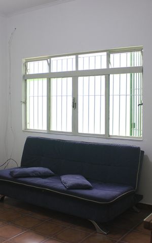 Casa à venda com 134m², 2 quartos e 2 vagasSala