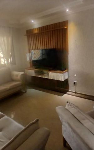 Casa à venda com 150m², 4 quartos e 4 vagas