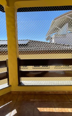 Casa à venda com 650m², 5 quartos e 6 vagas Casa à venda com 650m², 5 quartos e 6 vagasQuarto 5