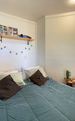 Casa à venda com 650m², 5 quartos e 6 vagas Casa à venda com 650m², 5 quartos e 6 vagasQuarto 4