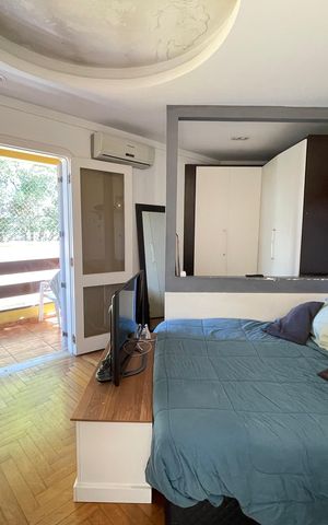 Casa à venda com 650m², 5 quartos e 6 vagas Casa à venda com 650m², 5 quartos e 6 vagasQuarto 4