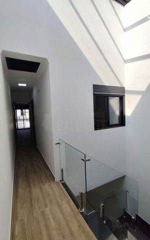 Casa à venda com 150m², 3 quartos e 2 vagas