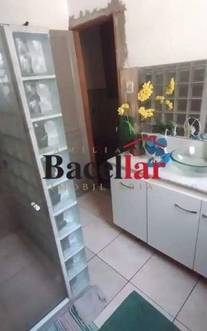 Casa à venda com 152m², 2 quartos e 2 vagas