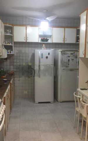 Casa de condomínio à venda com 122m², 3 quartos e 2 vagas
