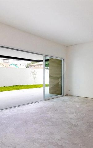 Apartamento à venda com 132m², 3 quartos e 4 vagas