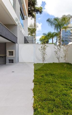 Apartamento à venda com 132m², 3 quartos e 4 vagas